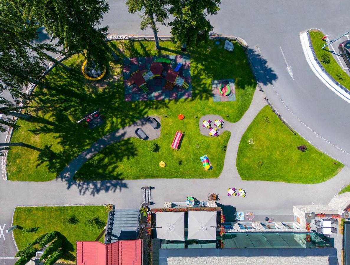 Ana Hotels Sport Poiana Brasov Luaran gambar